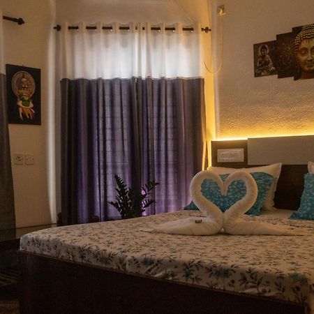 Готель Surf N Sea Thiruvananthapuram Номер фото